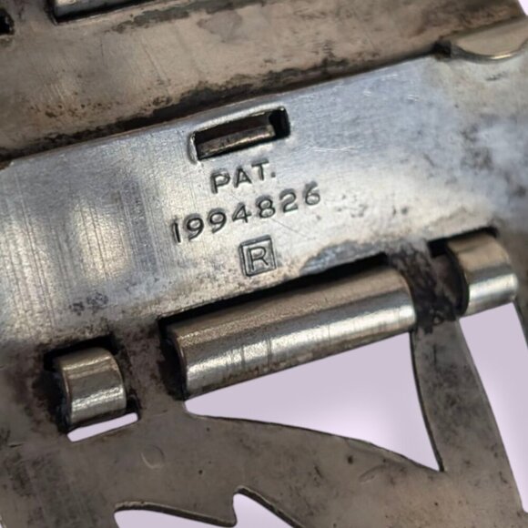 Vintage Front Hinge Cut Out Bracelet - Picture 6 of 7